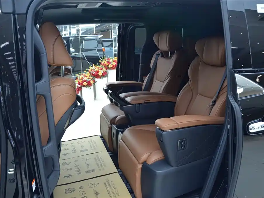Toyota Alphard 2024 2.5L Premium