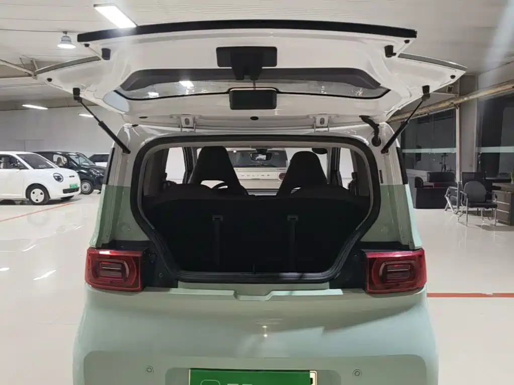 Wuling MINIEV — миниатюра 19