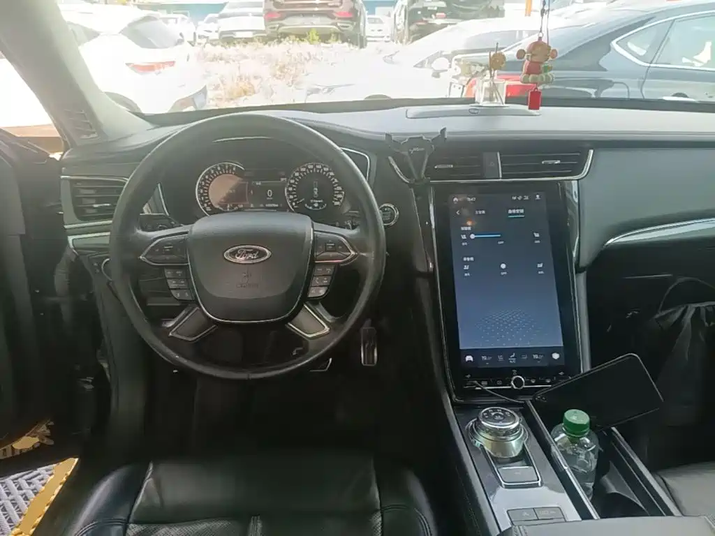 Ford Taurus — миниатюра 10