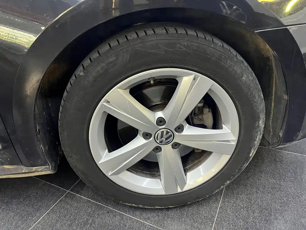 Volkswagen Passat — миниатюра 12