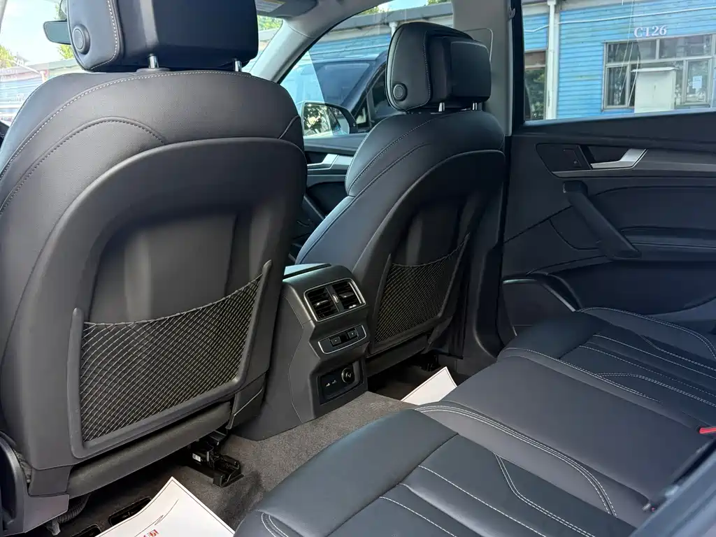 Audi Q5L — миниатюра 12