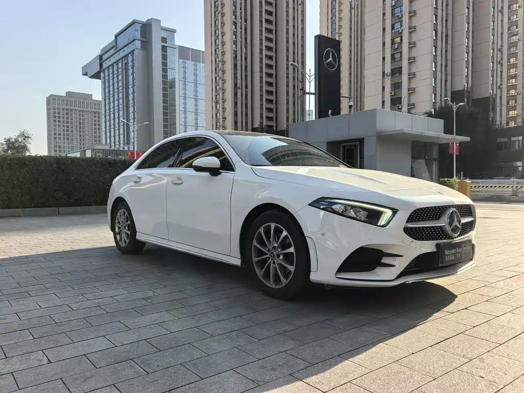 Mercedes-Benz A-Class — миниатюра 3