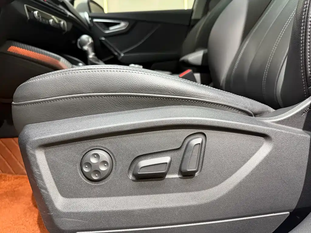 Audi Q2L — миниатюра 13