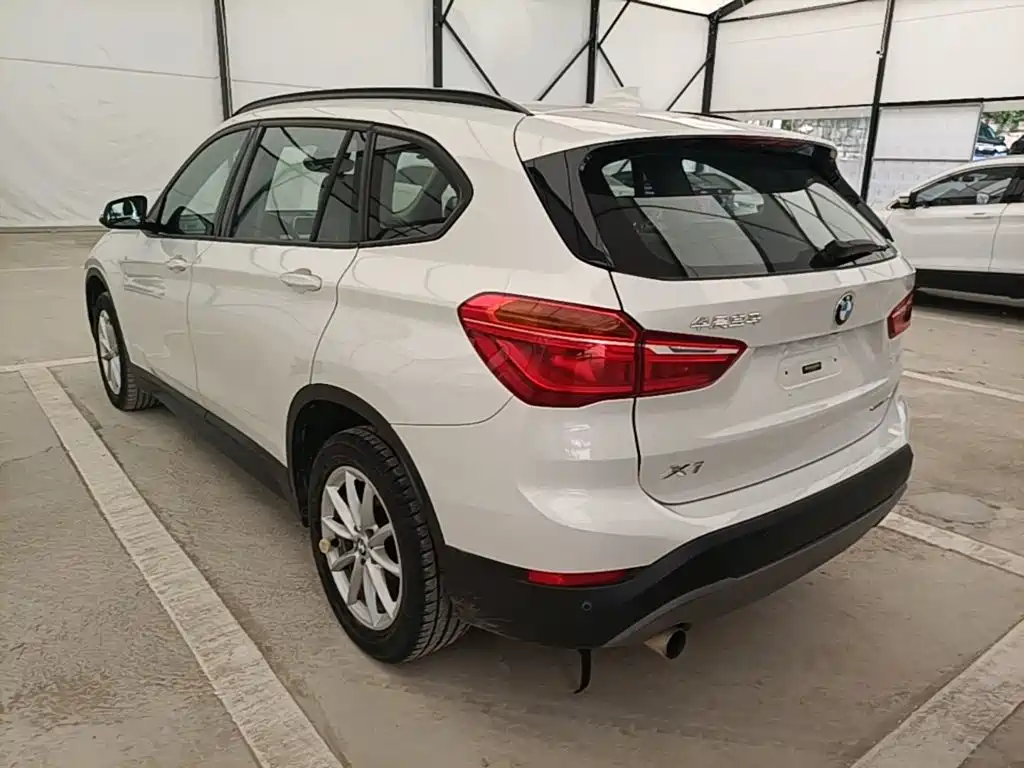 BMW X1 — миниатюра 5
