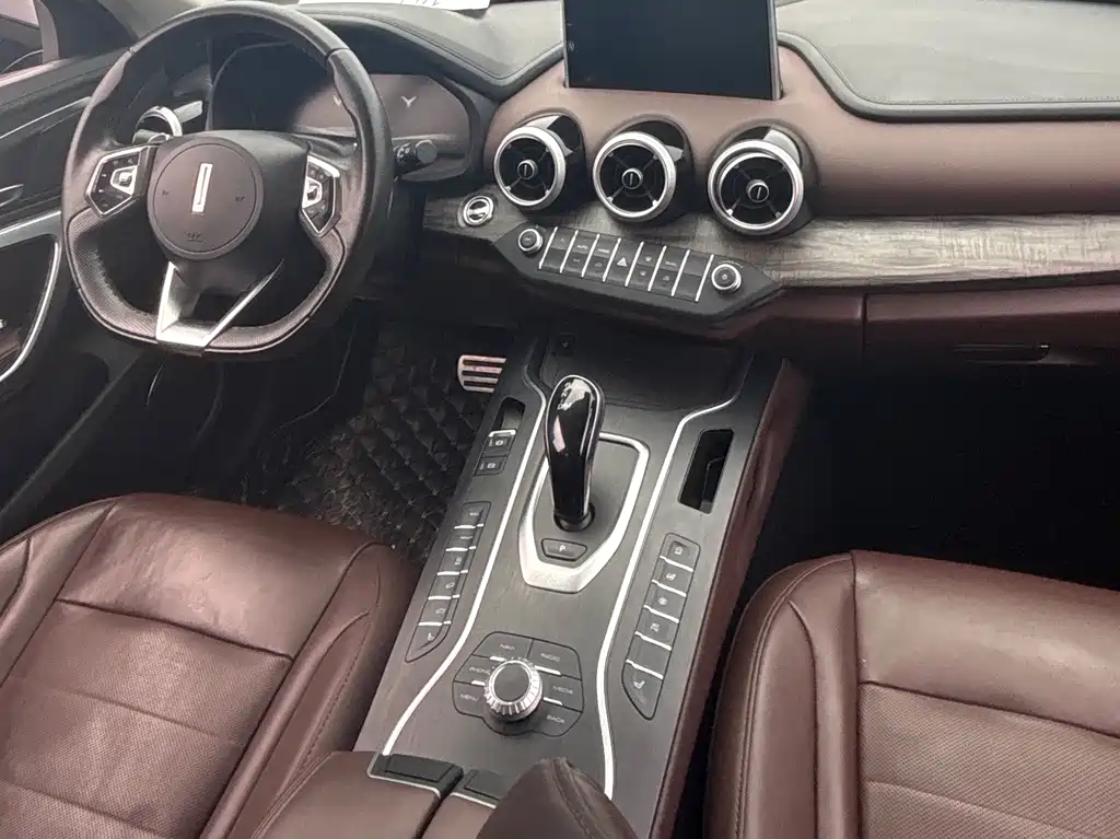 WEI PAI WEI BRAND VV7