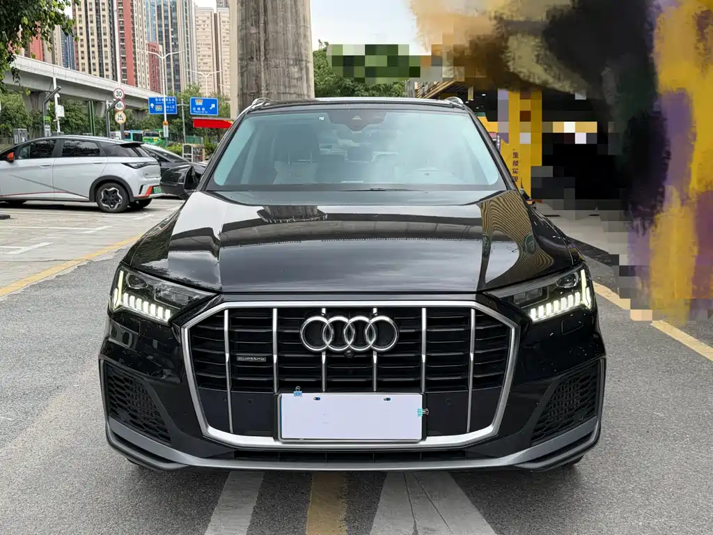Audi Q7 — миниатюра 2