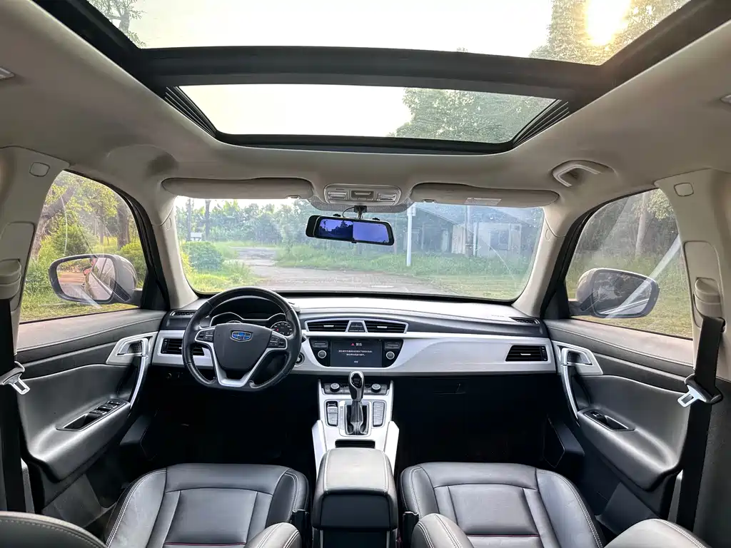 Geely Boyue — миниатюра 12