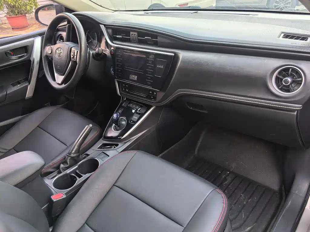 Toyota Corolla — миниатюра 12