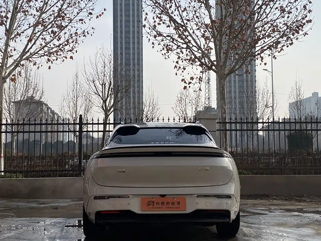 ZEEKR EXTREME KRYPTON 007GT