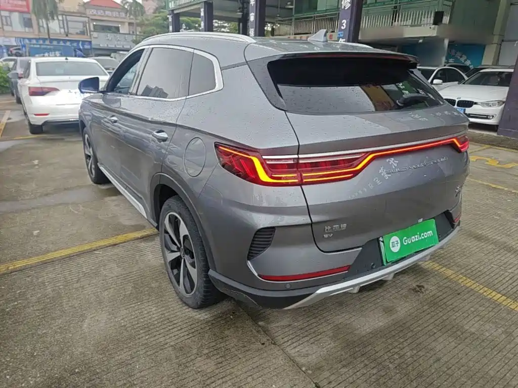 BYD PLUS New Energy — миниатюра 5