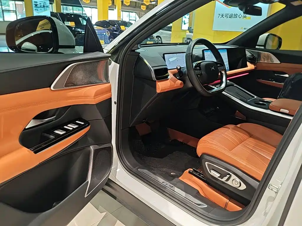 XPeng G9 — миниатюра 16