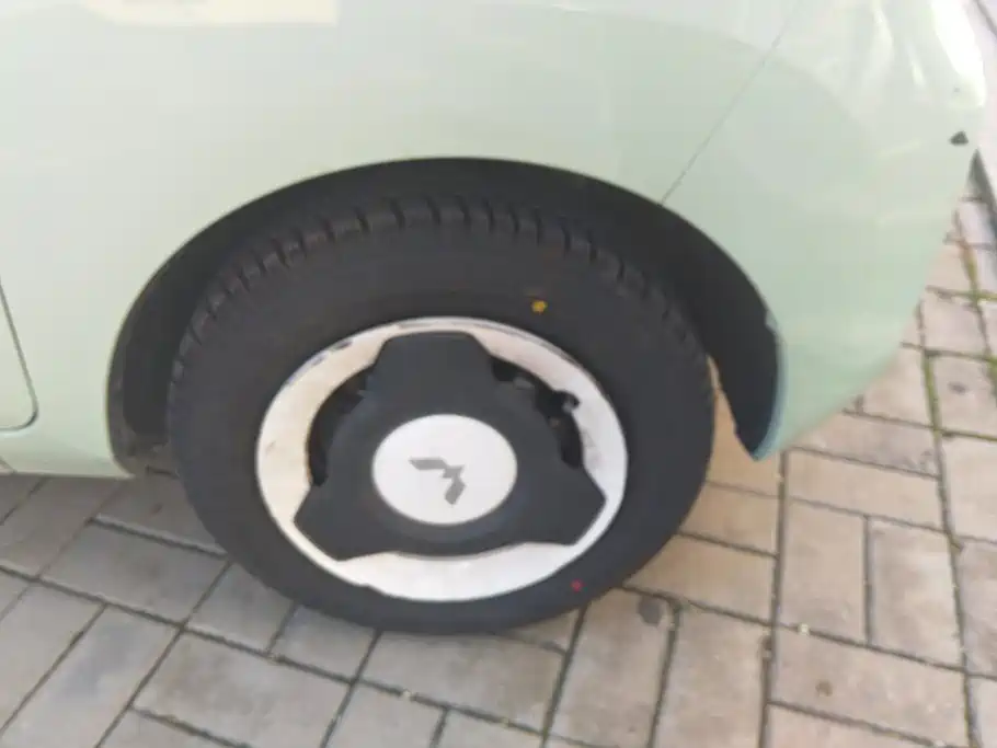 Wuling MINIEV — миниатюра 6