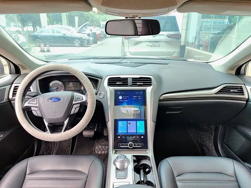 Ford Mondeo — миниатюра 10