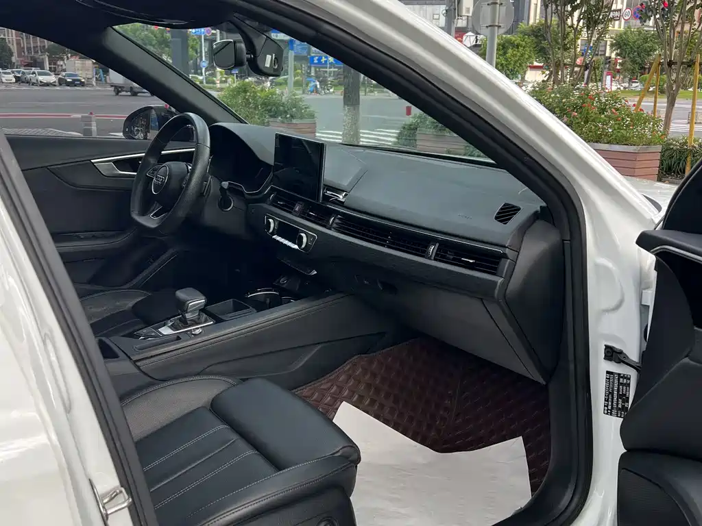 Audi A4L — миниатюра 7