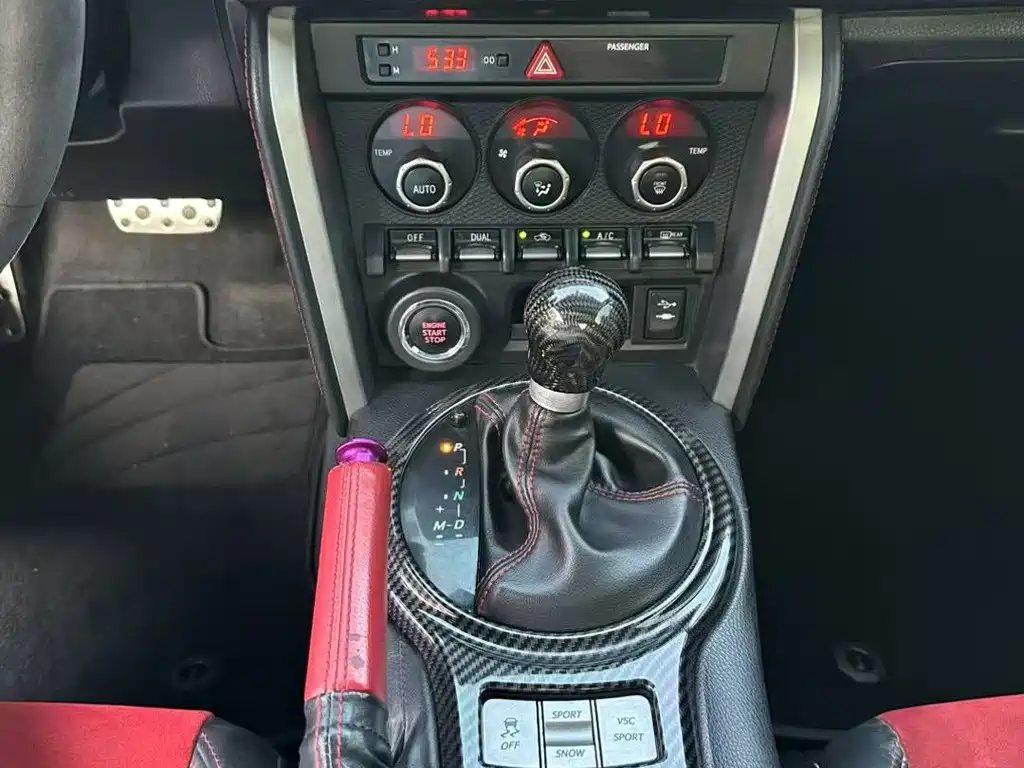 Toyota 86 — миниатюра 8