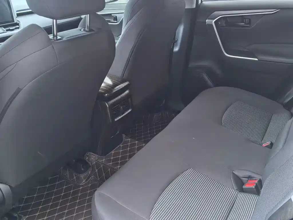 Toyota Wildlander 2022 2.0L CVT Lead