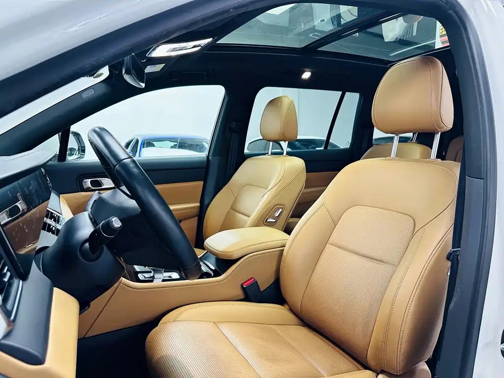 Li Auto Li ONE — миниатюра 10