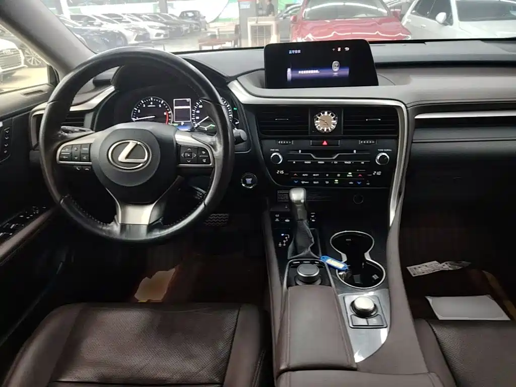 Lexus RX — миниатюра 10