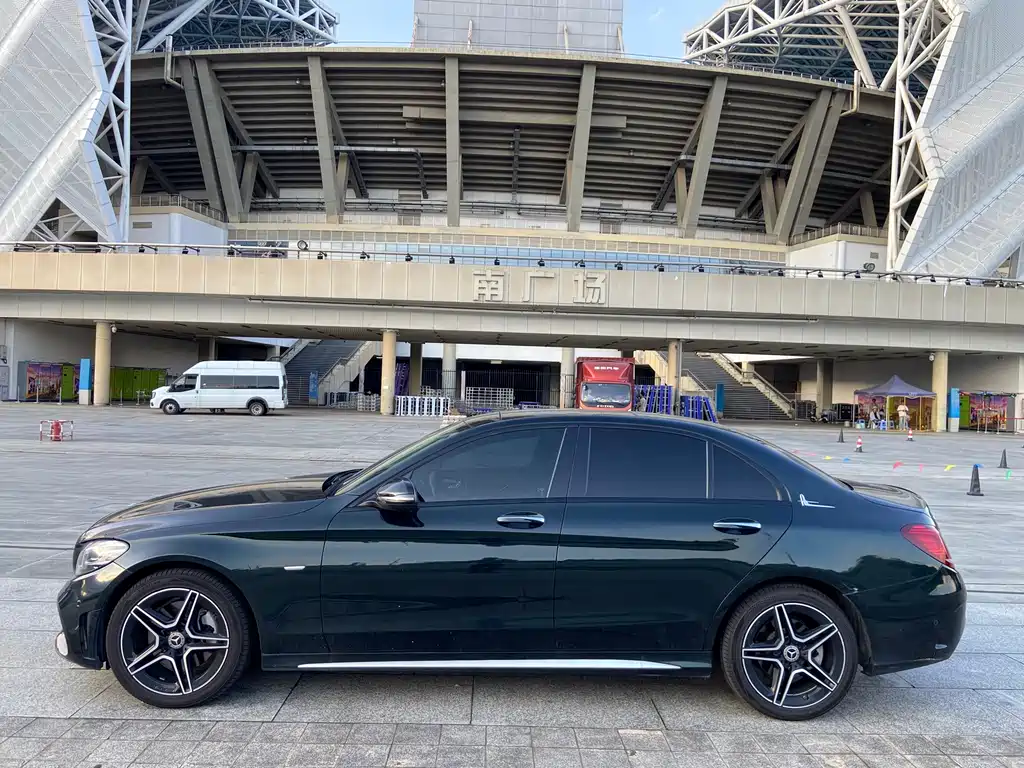 Mercedes-Benz C-Class — миниатюра 2