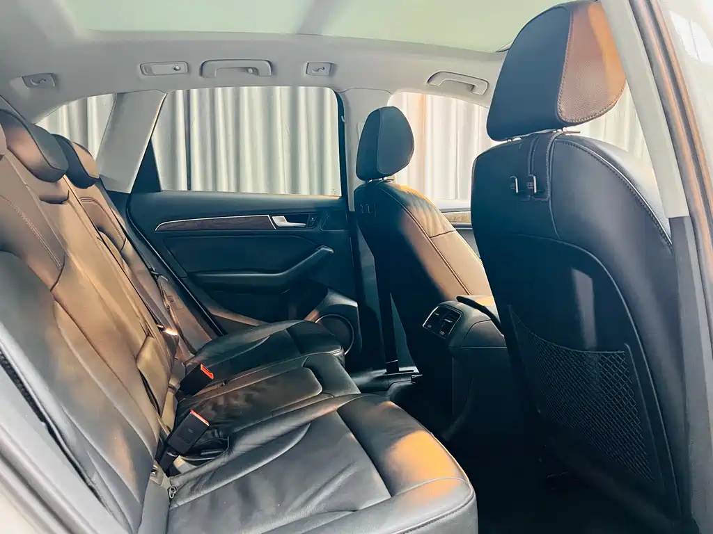 Audi Q5 — миниатюра 11