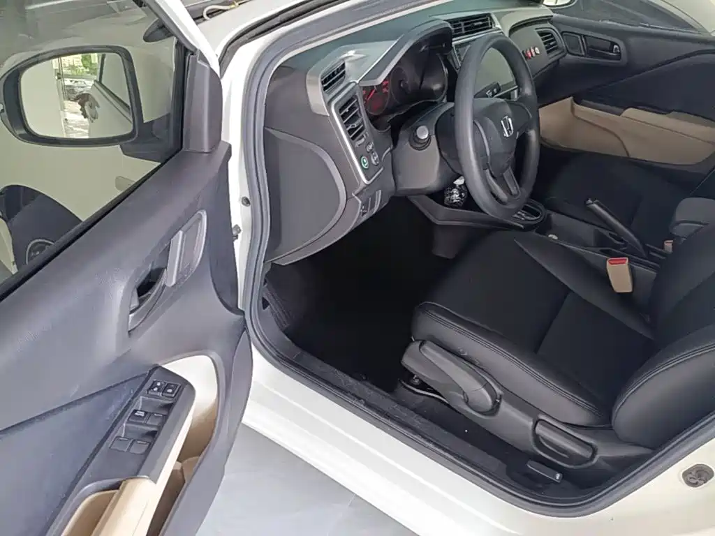 Honda City — миниатюра 16