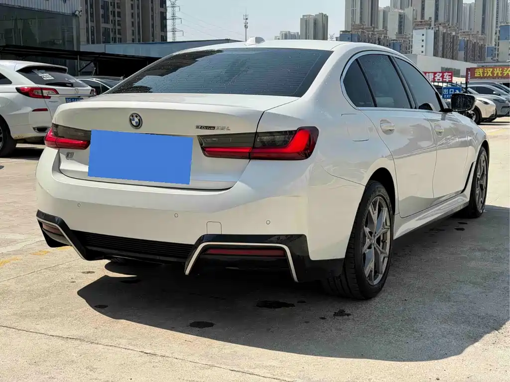 BMW i3 — миниатюра 7