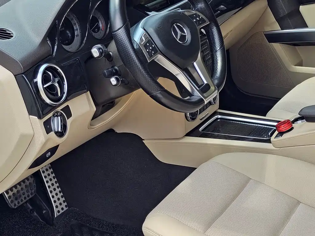 Mercedes-Benz GLK-Class GLK 300 4MATIC Luxury Type Ultimate Edition, фото 6