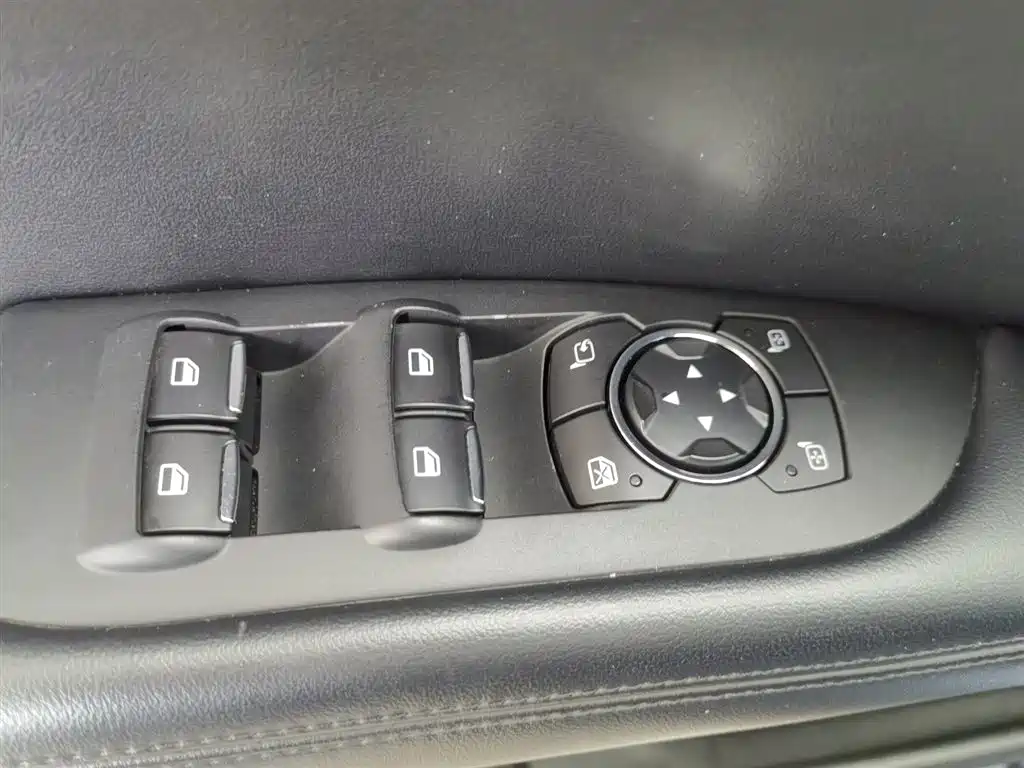 Lincoln MKZ 2019 2.0T Premium VI