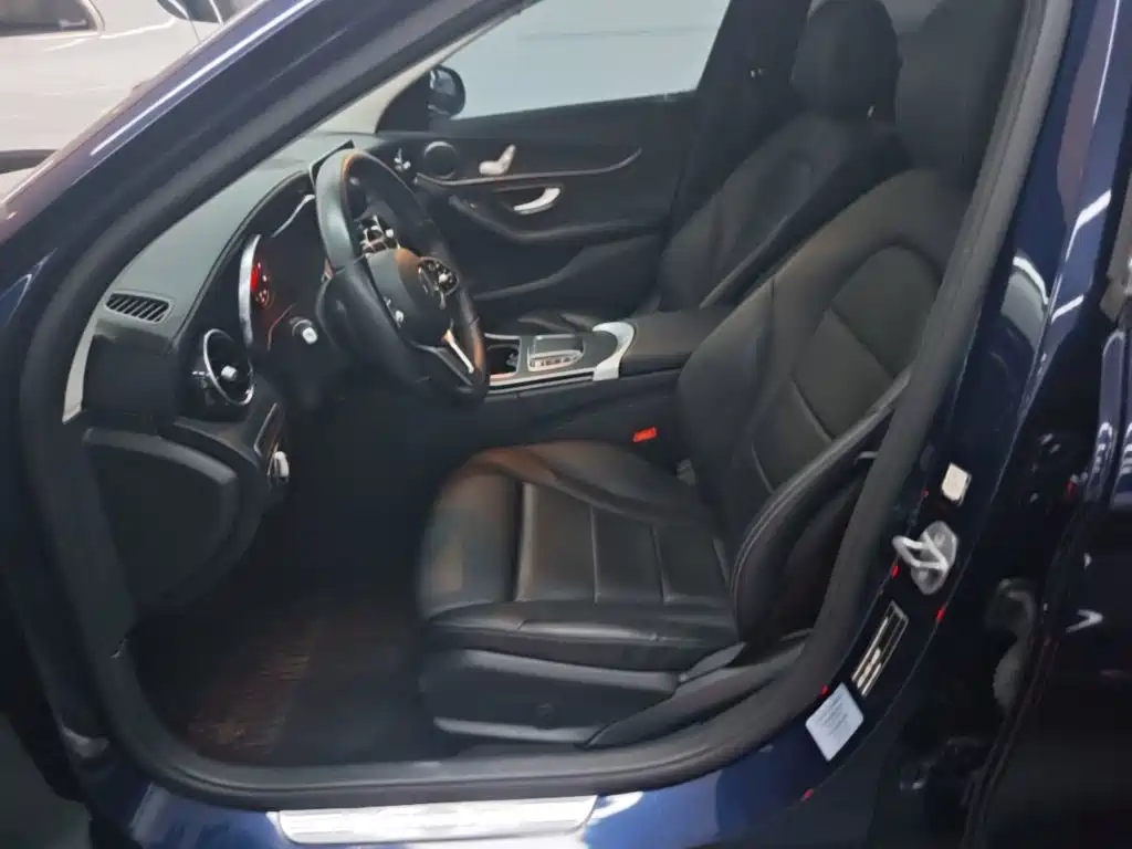 Mercedes-Benz C-Class — миниатюра 15