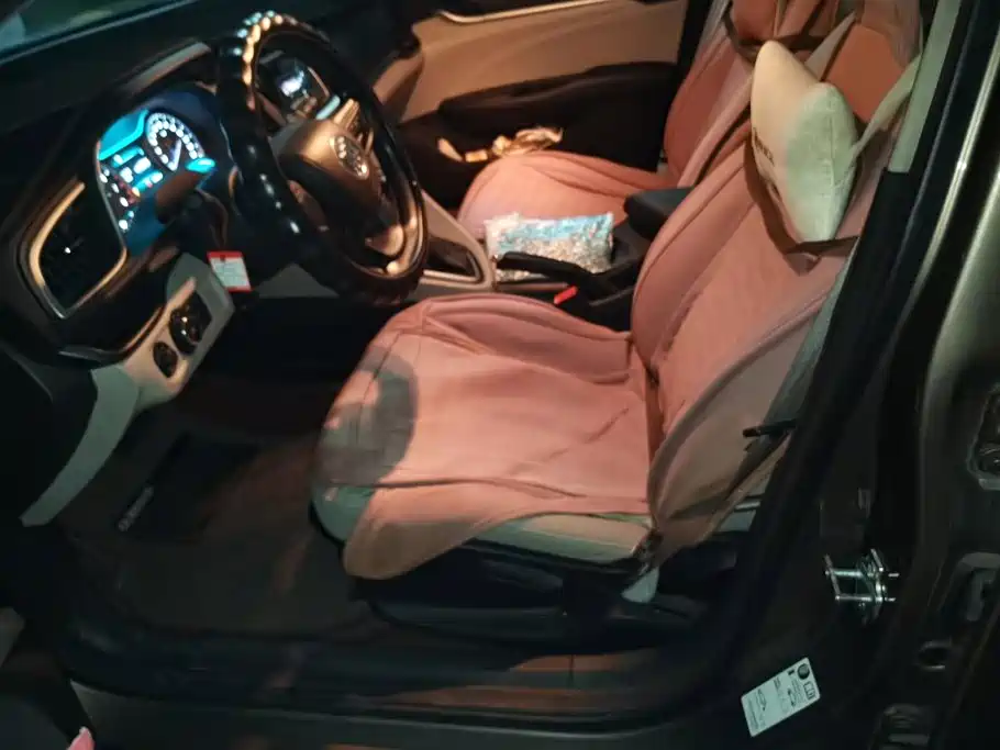 Buick Excelle — миниатюра 9