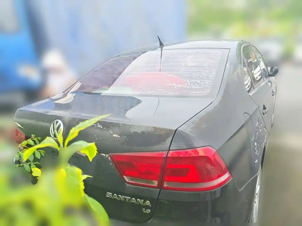 Volkswagen Santana — миниатюра 5