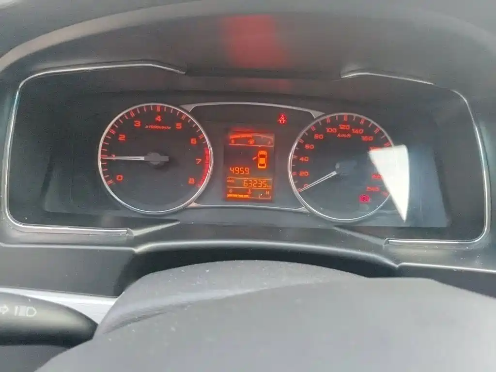 Geely Vision — миниатюра 12