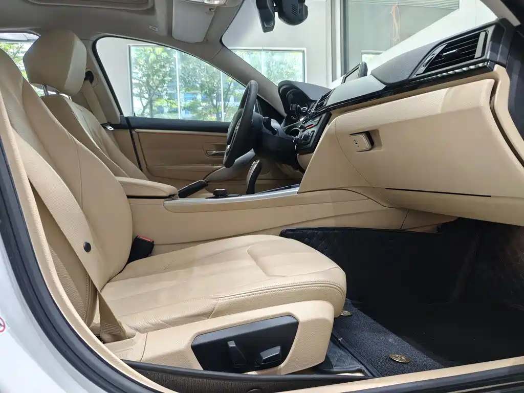 BMW 4 Series — миниатюра 26
