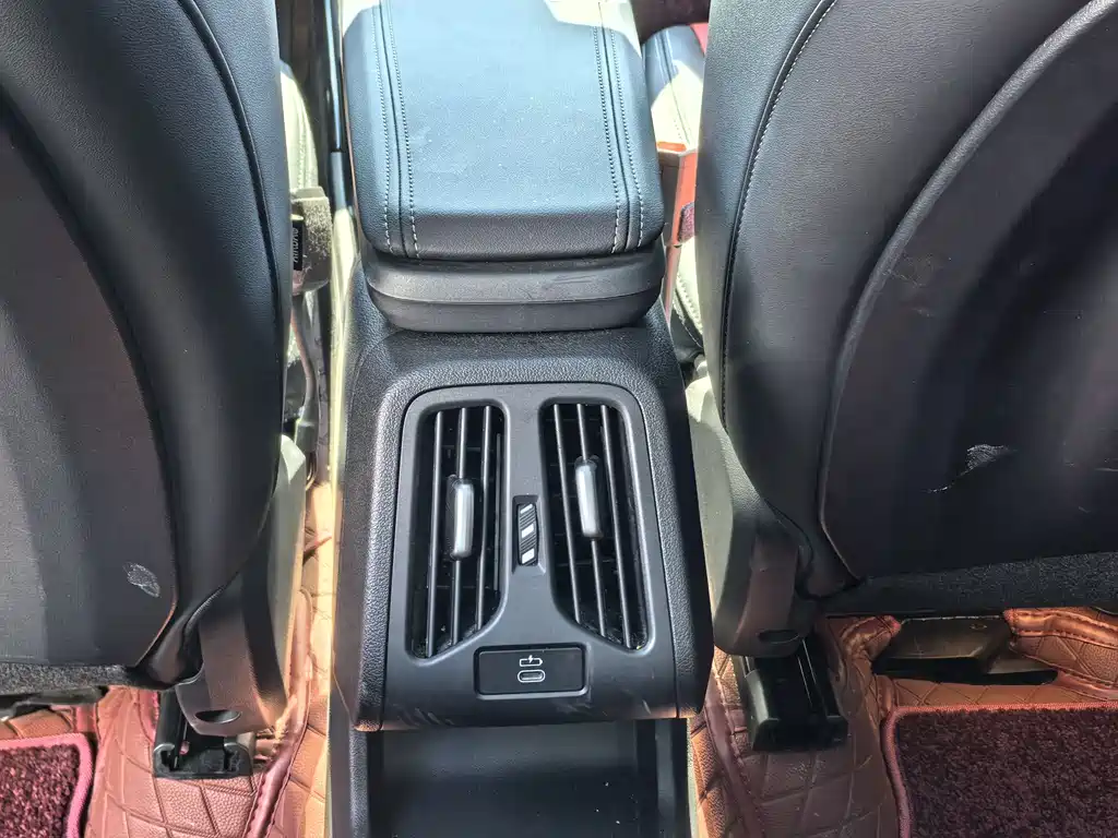 BMW X1 — миниатюра 20