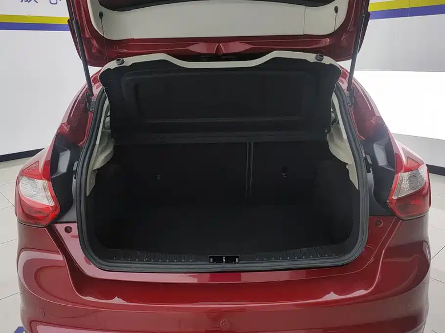 Ford Focus — миниатюра 4