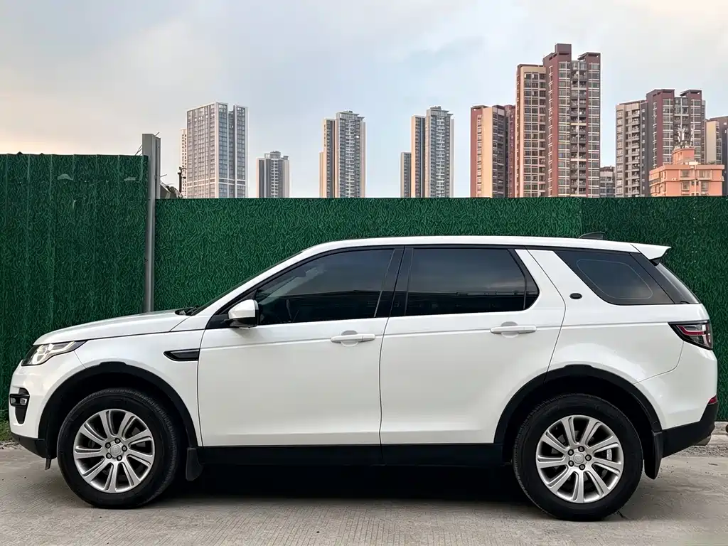 Land Rover Discovery Sport — миниатюра 12