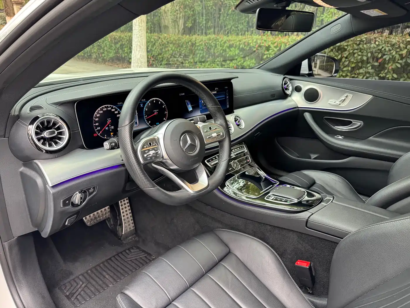 Mercedes-Benz E-Class id 4622651 из Китая 14