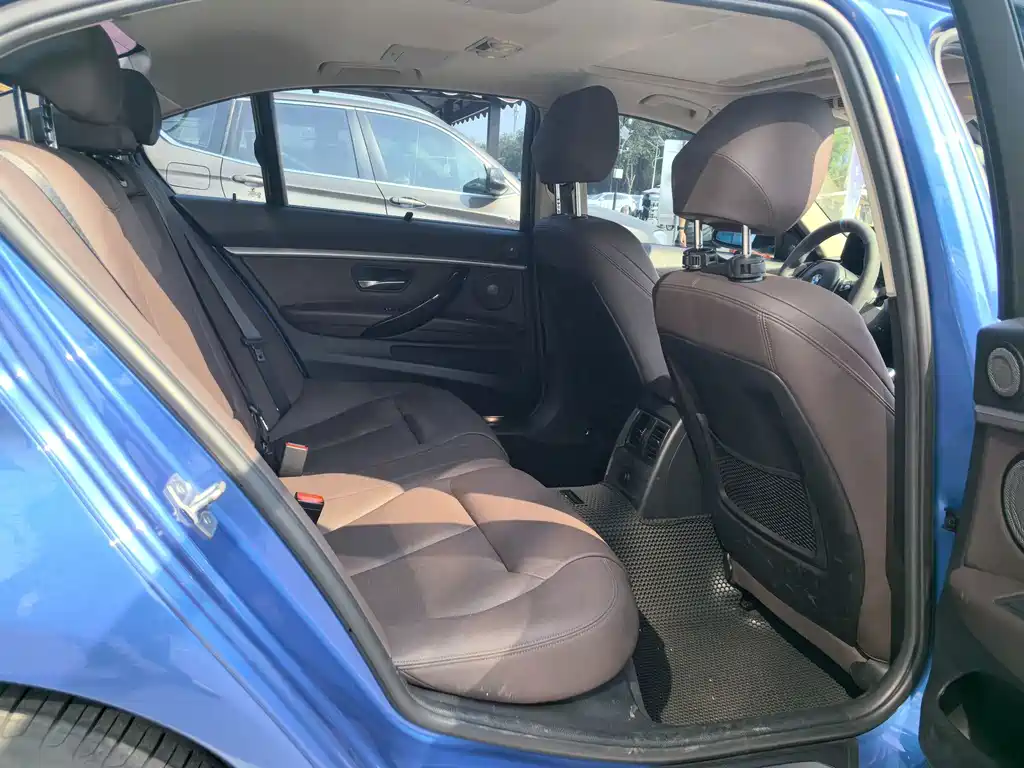 BMW 3 Series — миниатюра 16