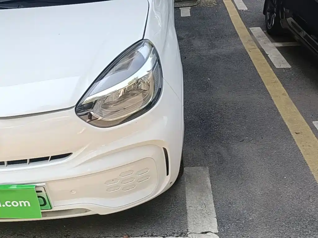 Roewe Clever — миниатюра 24