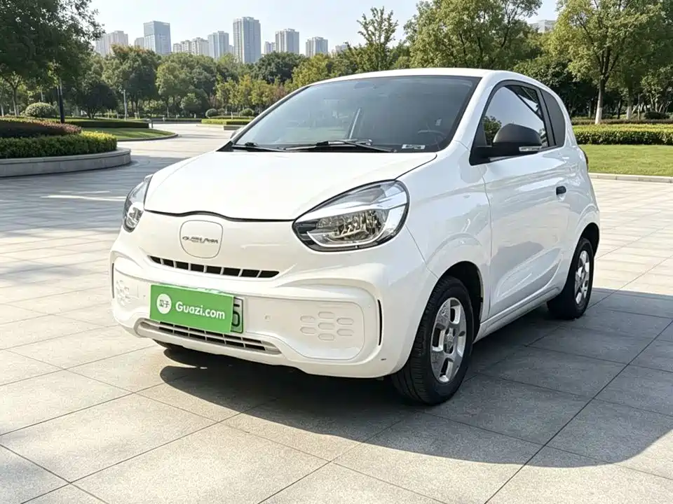 Roewe Clever — миниатюра 2