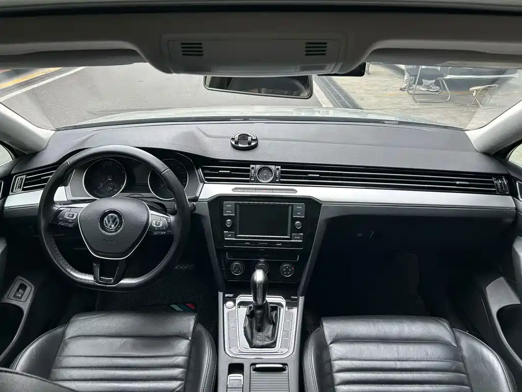 Volkswagen Magotan — миниатюра 4