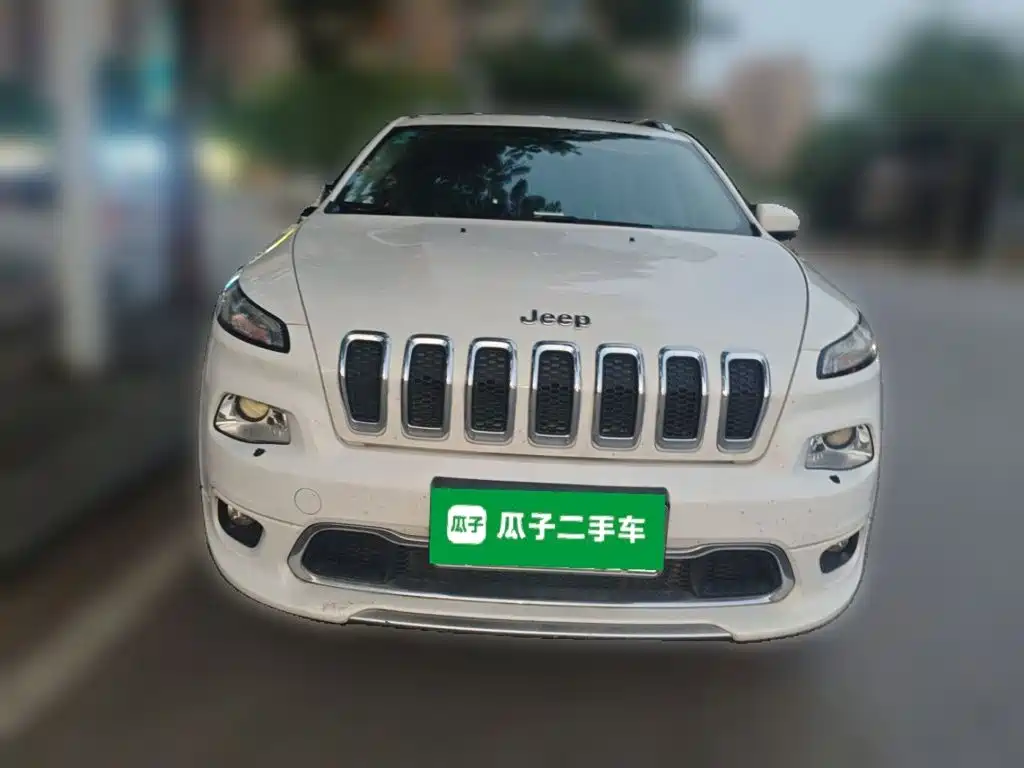 Jeep Cherokee — миниатюра 2