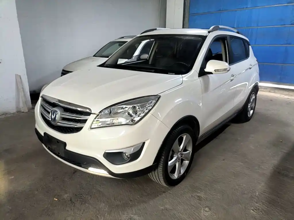 Changan CS35 — миниатюра 2