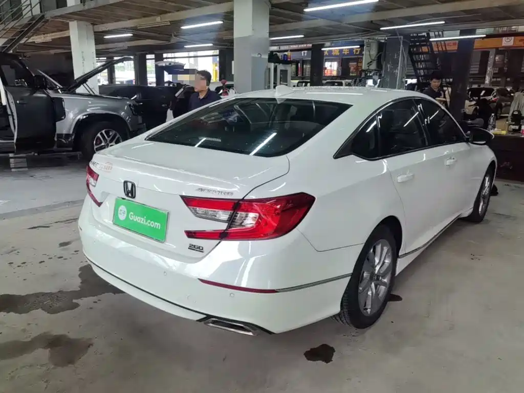 Honda Accord — миниатюра 7