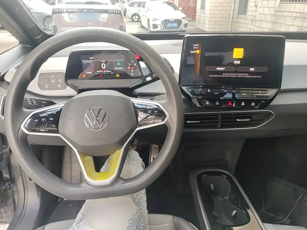 Volkswagen ID.3 — миниатюра 10