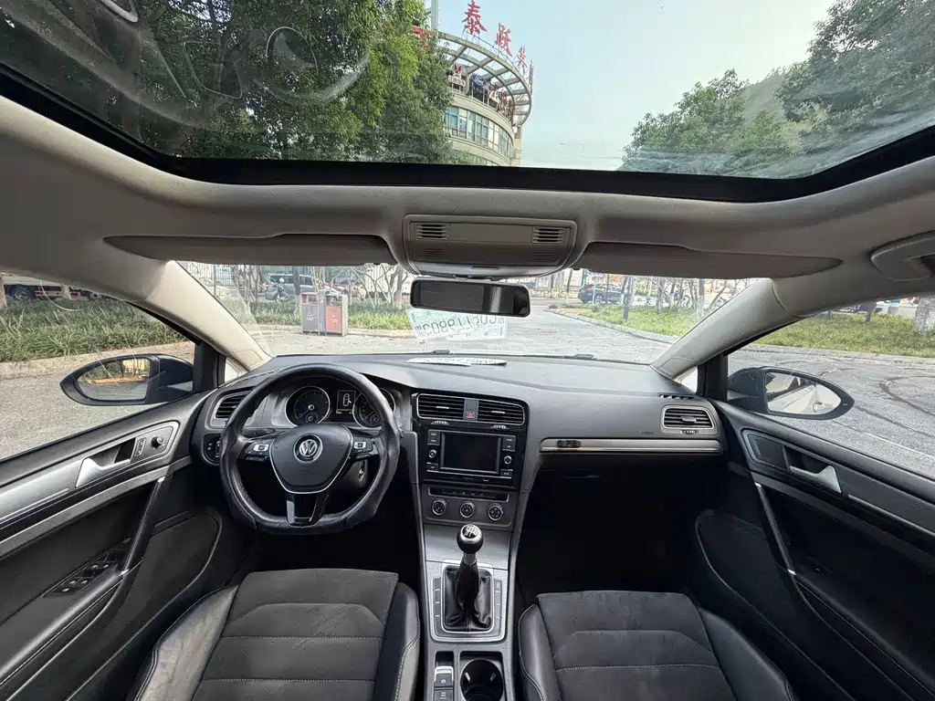 Volkswagen Golf — миниатюра 11
