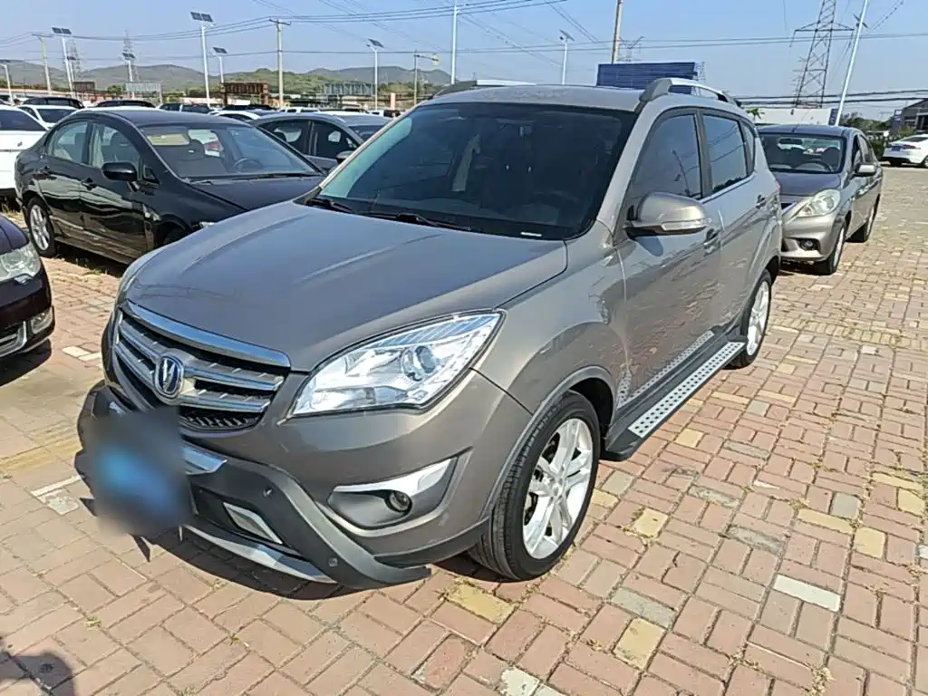 Changan CS35 — миниатюра 2