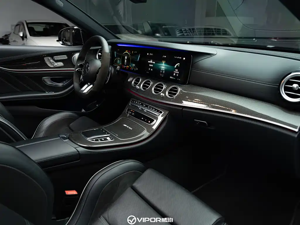 MERCEDES-BENZ E CLASS AMG