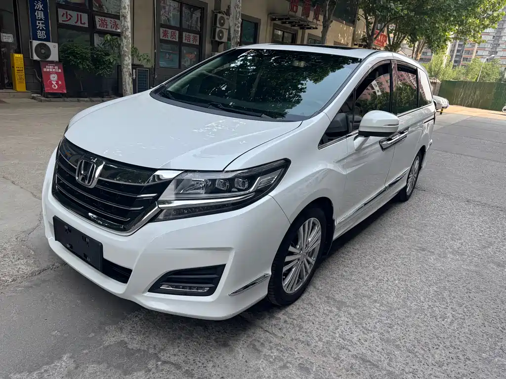 Honda Elysion 2017