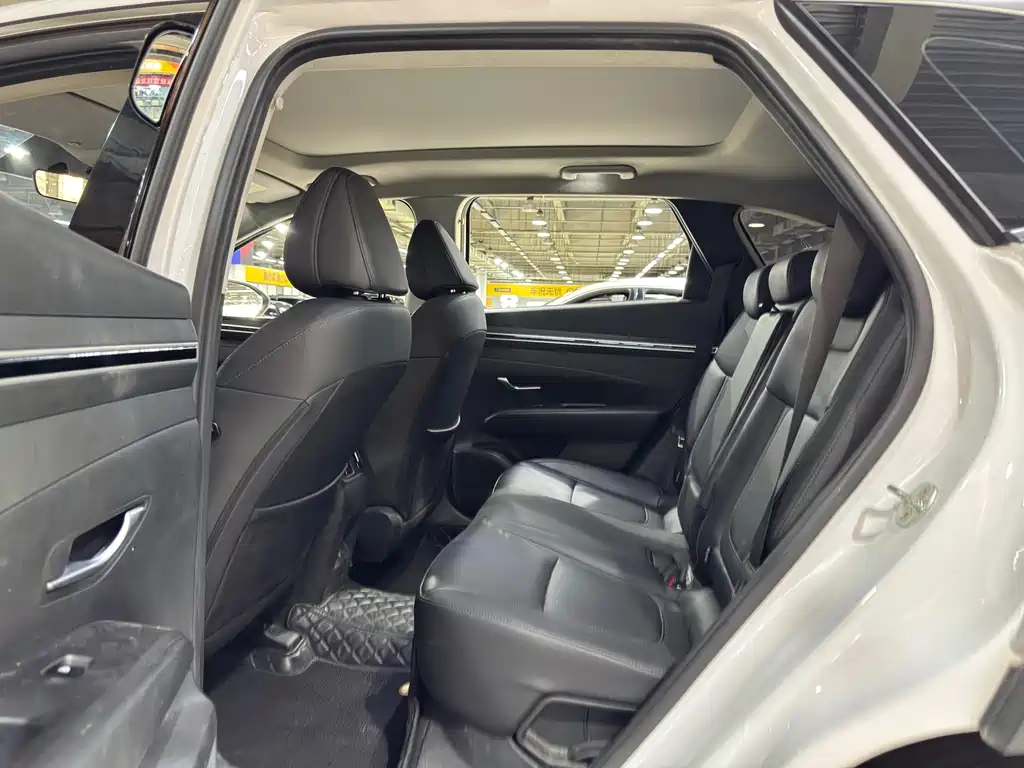 Hyundai Tucson — миниатюра 8